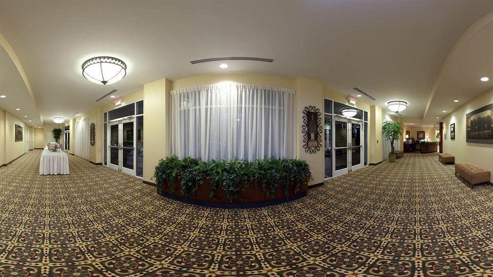 Raleigh Durham Airport By Ihg Hotel 3*